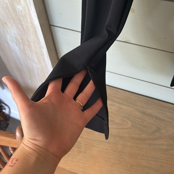 Babaton Palisades Legging - Black (Size L) - Picture 5 of 9